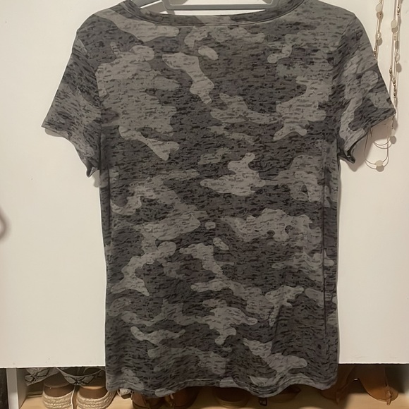 Styled Tee - Picture 3 of 3